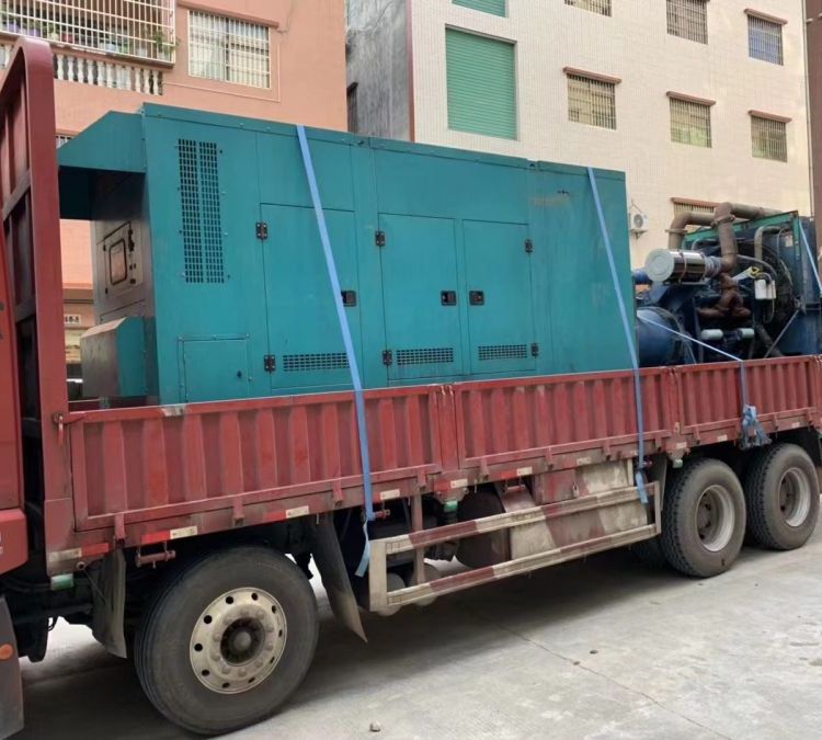 宁明如何在不同负载率下确保 400KW 柴油发电机组的正常运行？