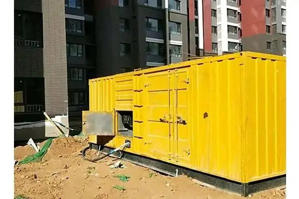 宁明发电机租赁中燃油压力过低会对发动机的哪些部件造成损坏？