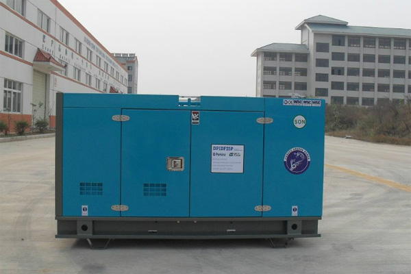 宁明发电机租赁如何正确安装空气滤清器？